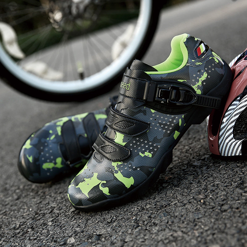 Lock shoes cycling shoes