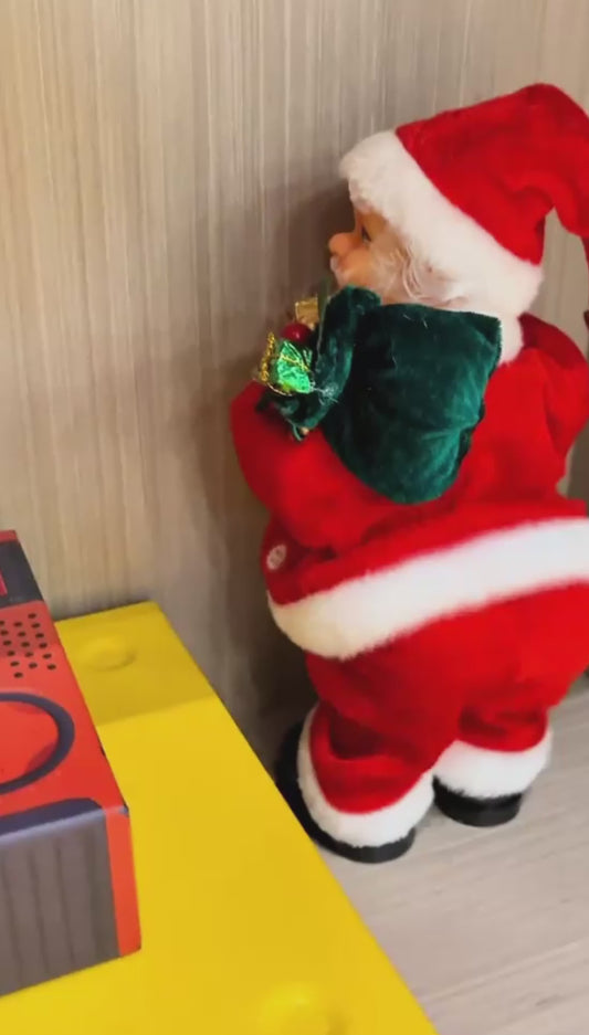 Twerk-It Dancing Santa
